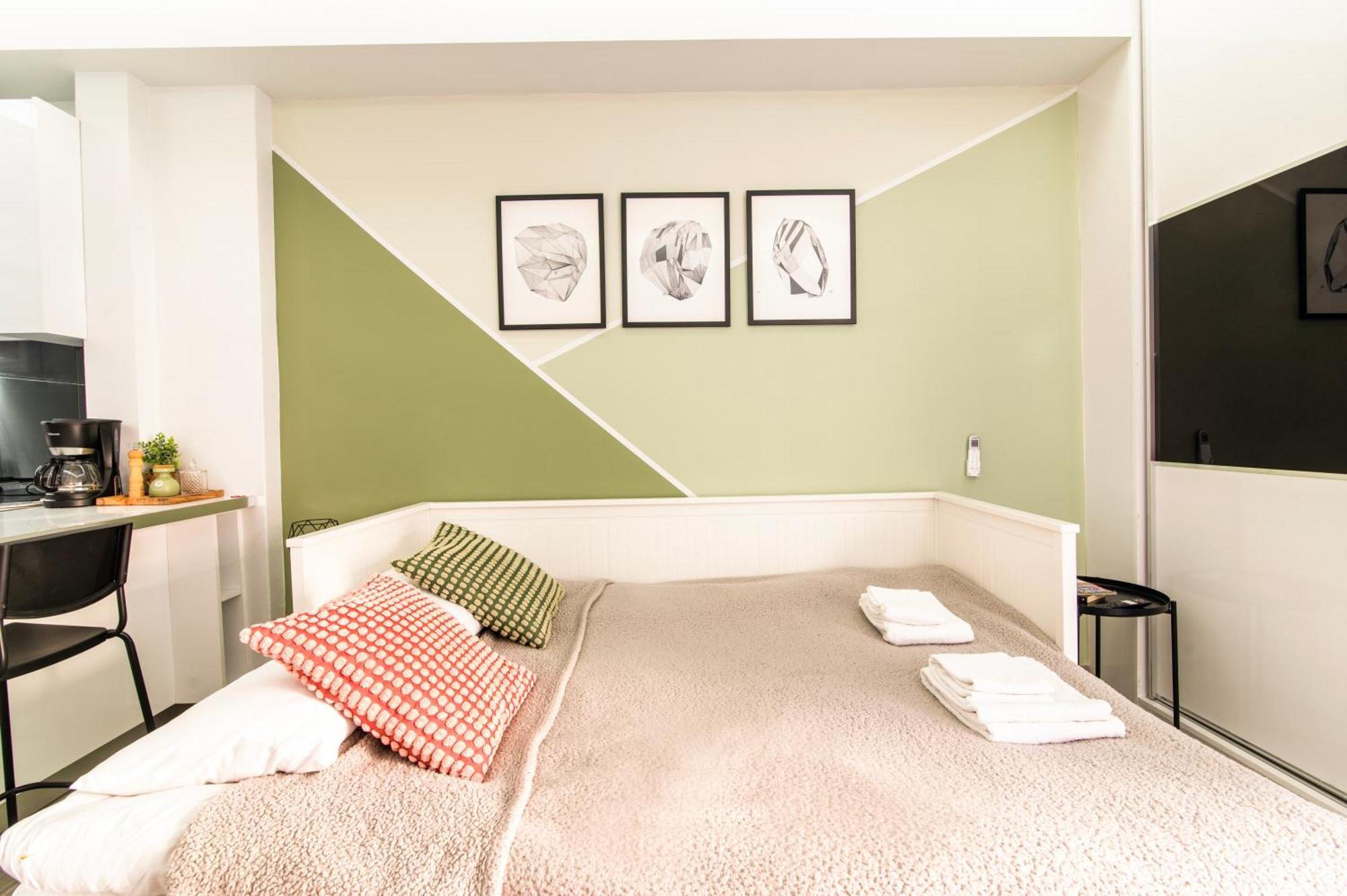 Luxury In Center *
